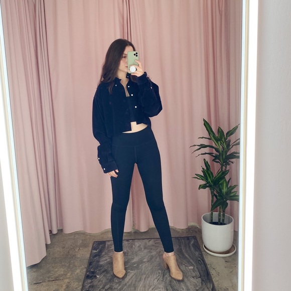 🏷SOLD🏷Vintage Corduroy Cropped Shirt Jacket - Picture 9 of 15